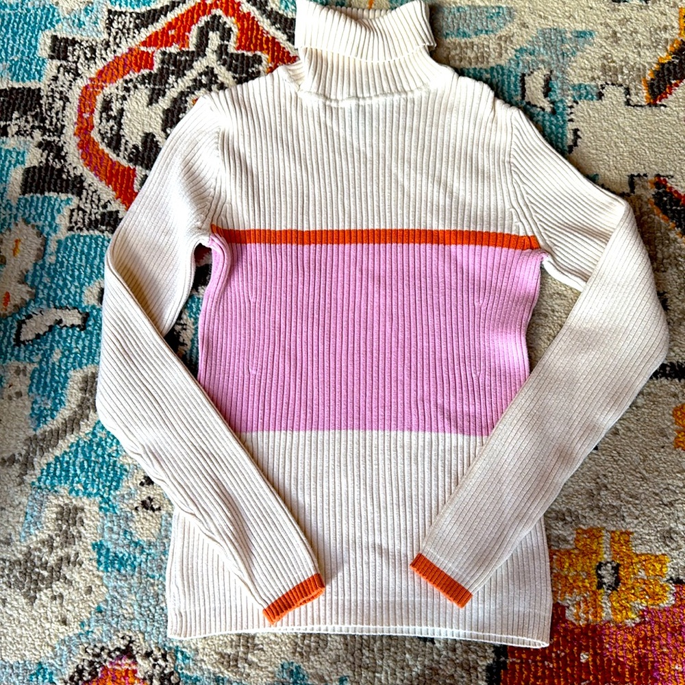 GAP Women’s Turtleneck Sweater, Medium